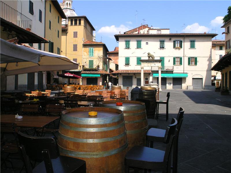 Pistoia Piazza della Sala