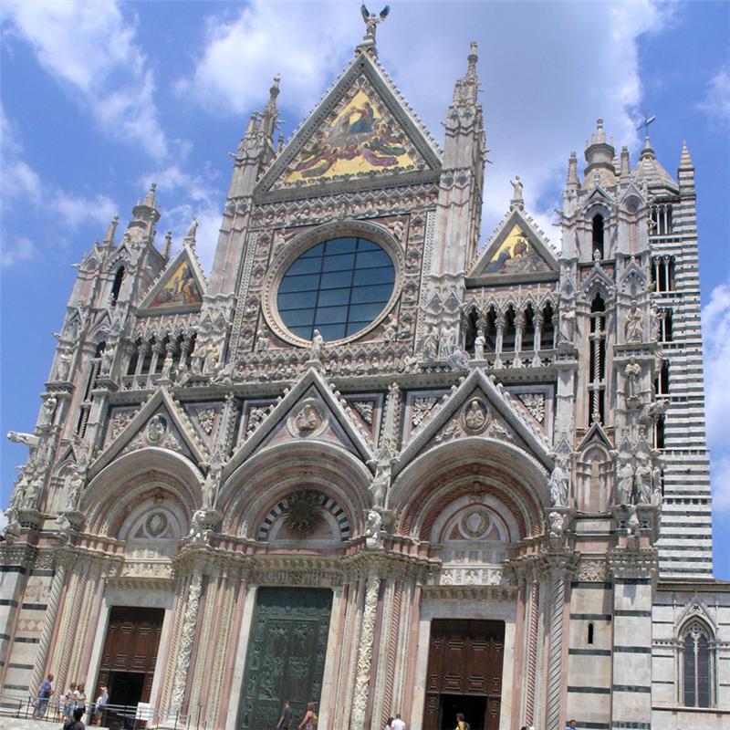 walking tour of Siena