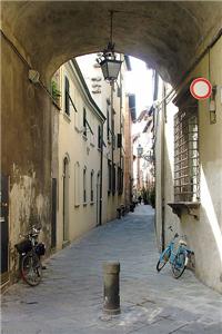 lucca